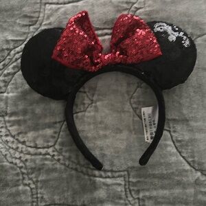 Minnie Mouse ears. New